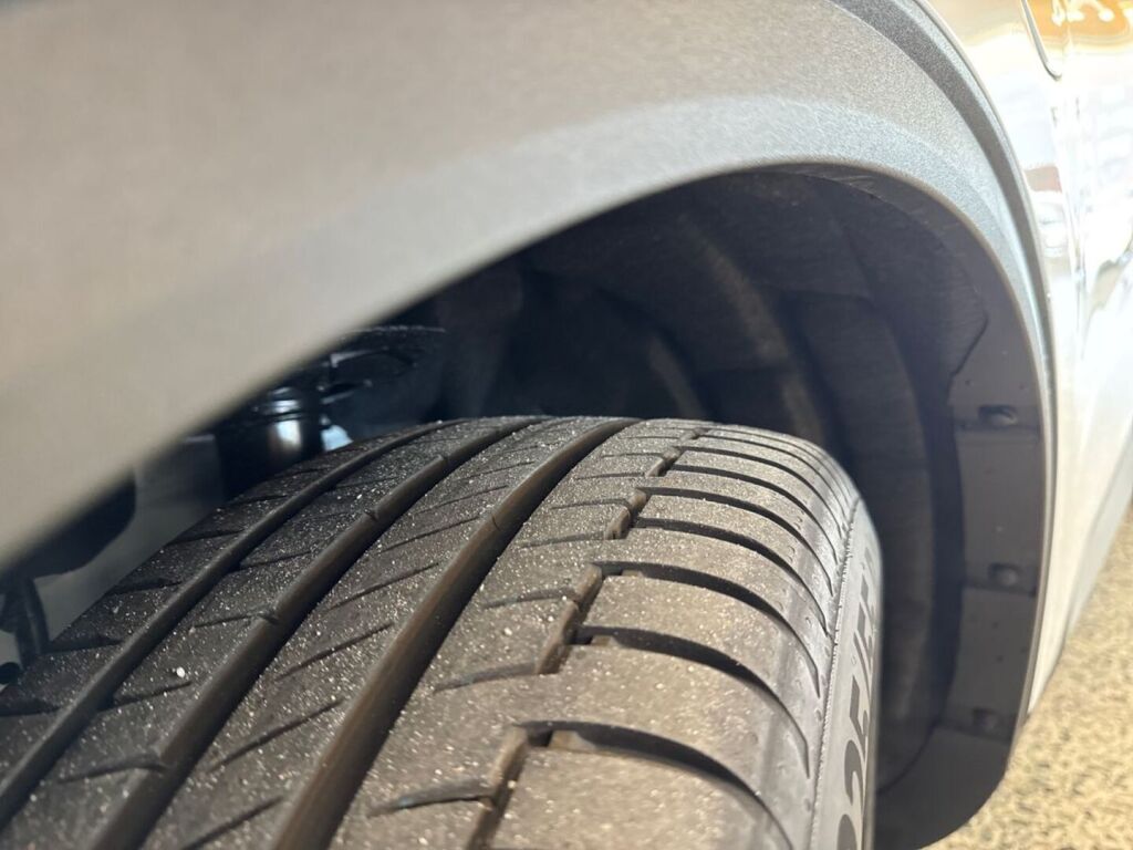 Ford Kuga 2026 Frozen White