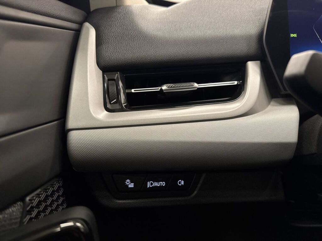 BMW iX1 2024 