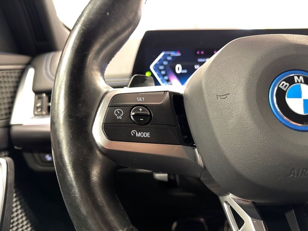 BMW iX1 2023 