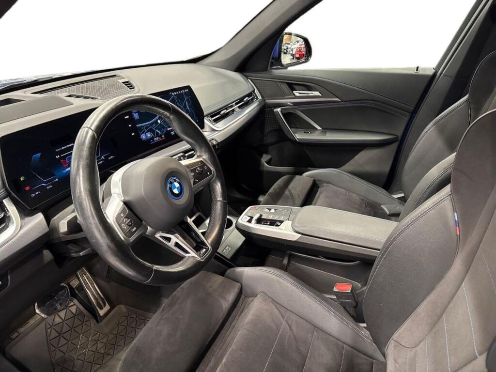 BMW iX1 2023 