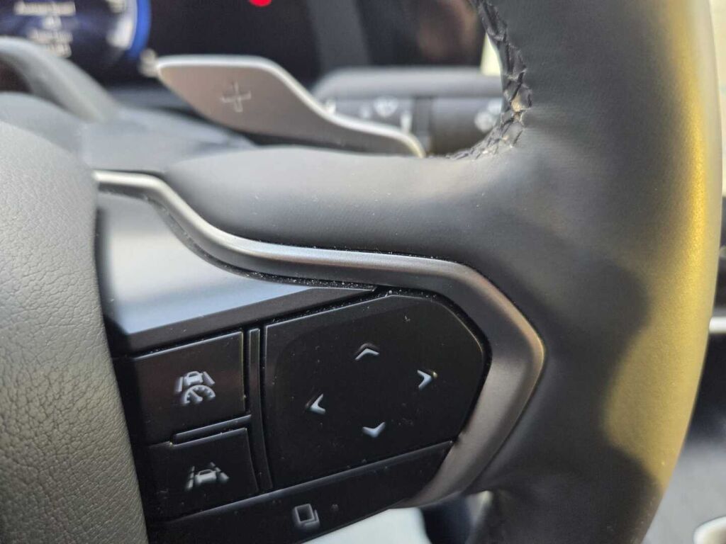Lexus RZ 2024 Musta (Caviar Metallic)