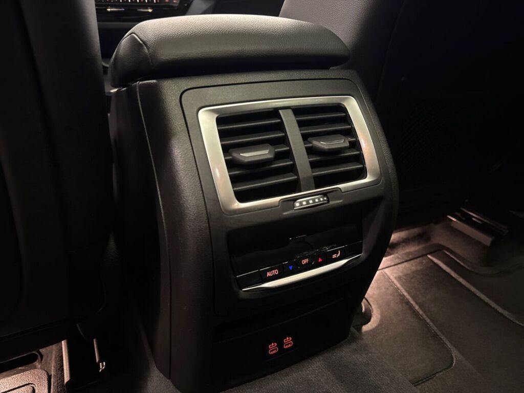 BMW iX3 2023 HArmaa (Sophisto Grey Brilliant Metallic)