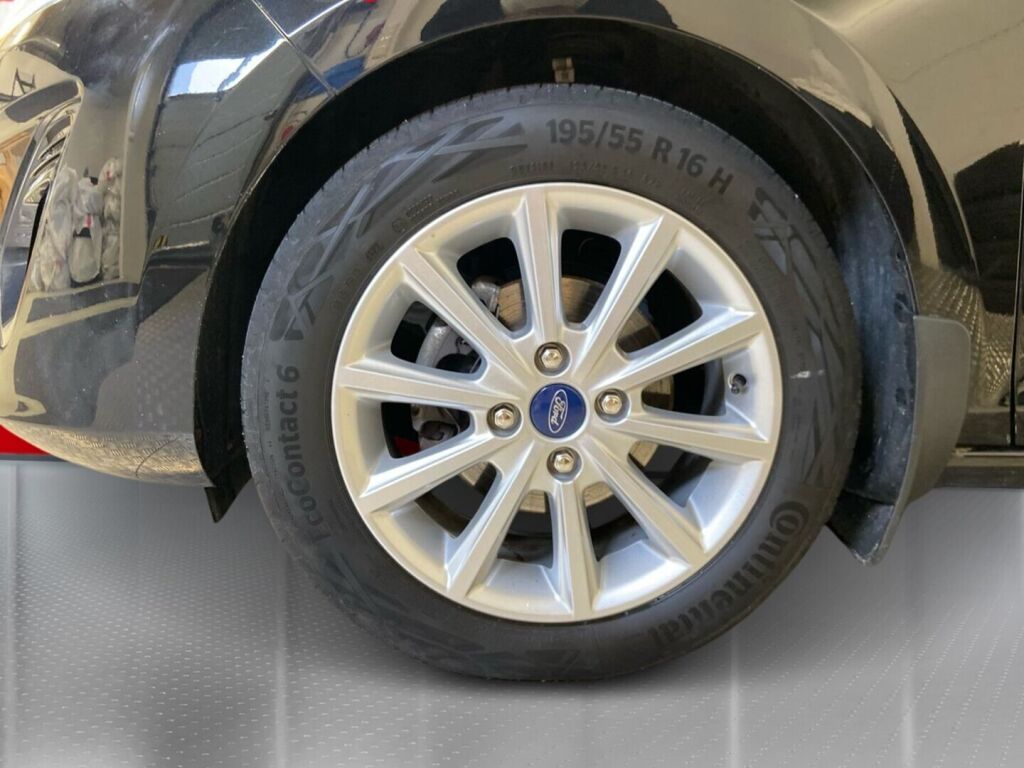 Ford Fiesta 2020 Musta