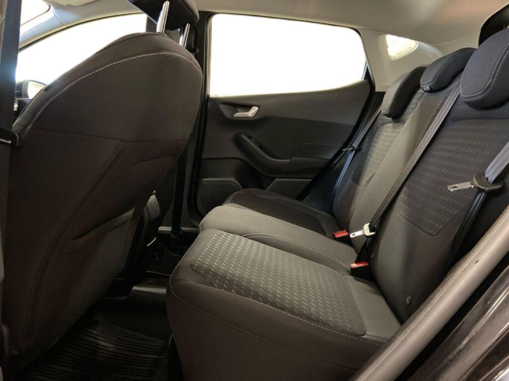 Ford Fiesta 2020 Musta