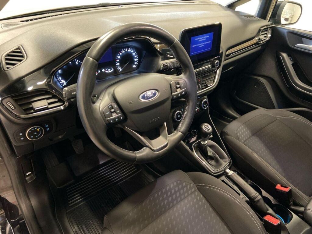 Ford Fiesta 2020 Musta