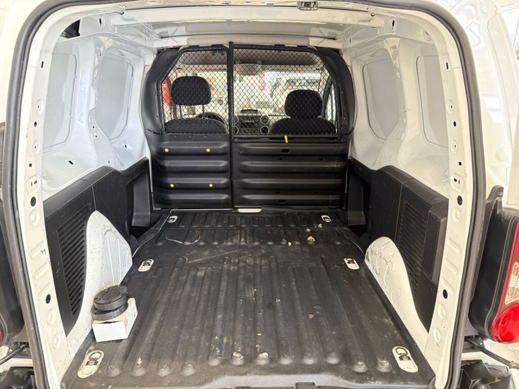 Citroen Berlingo Van 2018 Valkoinen