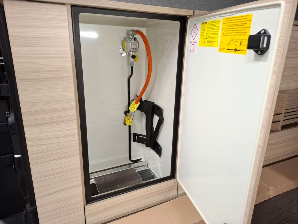 Sun living V 65 GX 2026 Musta