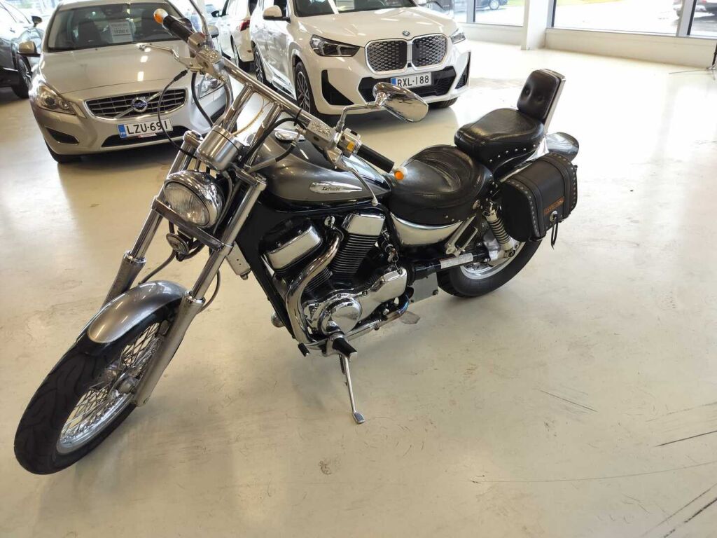 Suzuki INTRUDER 2002 