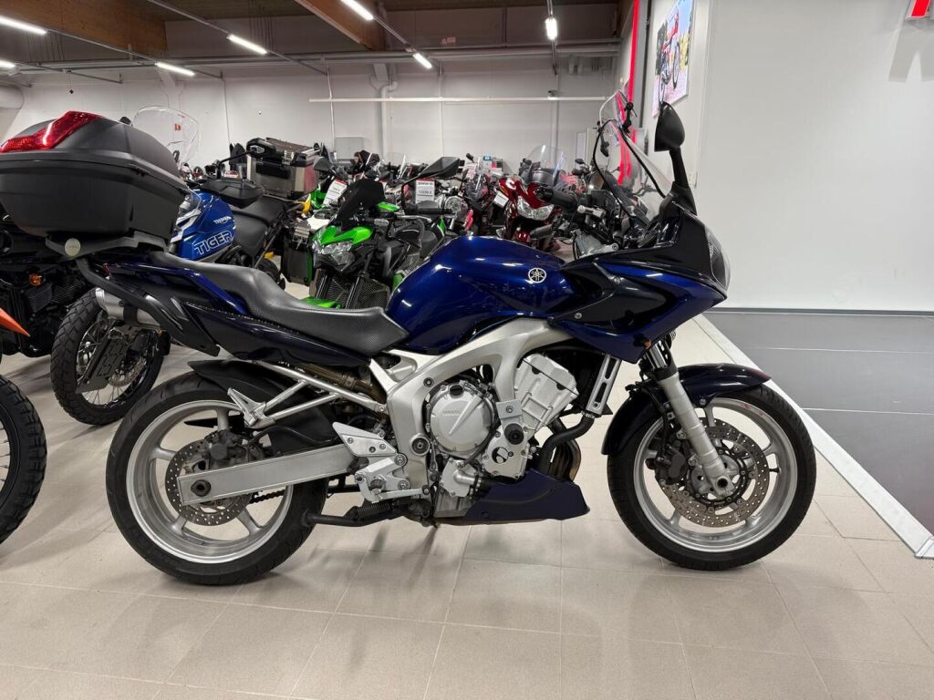 Yamaha FZ6 2007 VIHREÄ