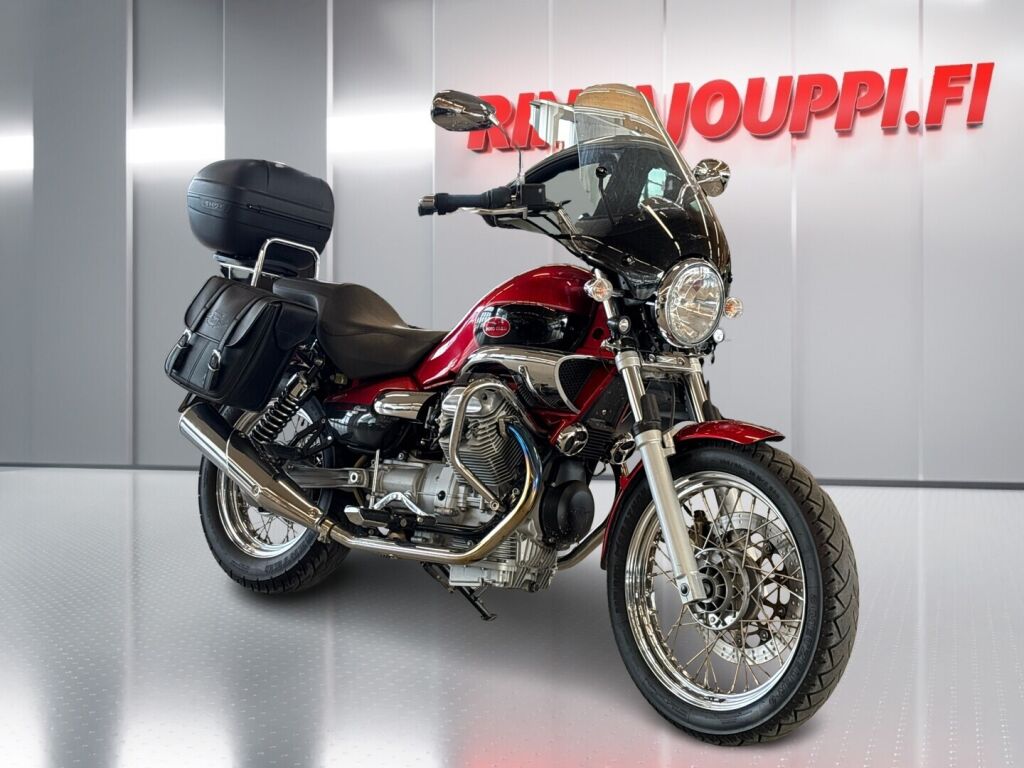 Moto guzzi 750 NEVADA CLASSIC 2005 Punainen