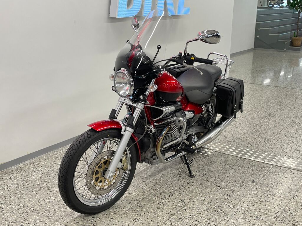 Moto guzzi 750 NEVADA CLASSIC 2005 Punainen
