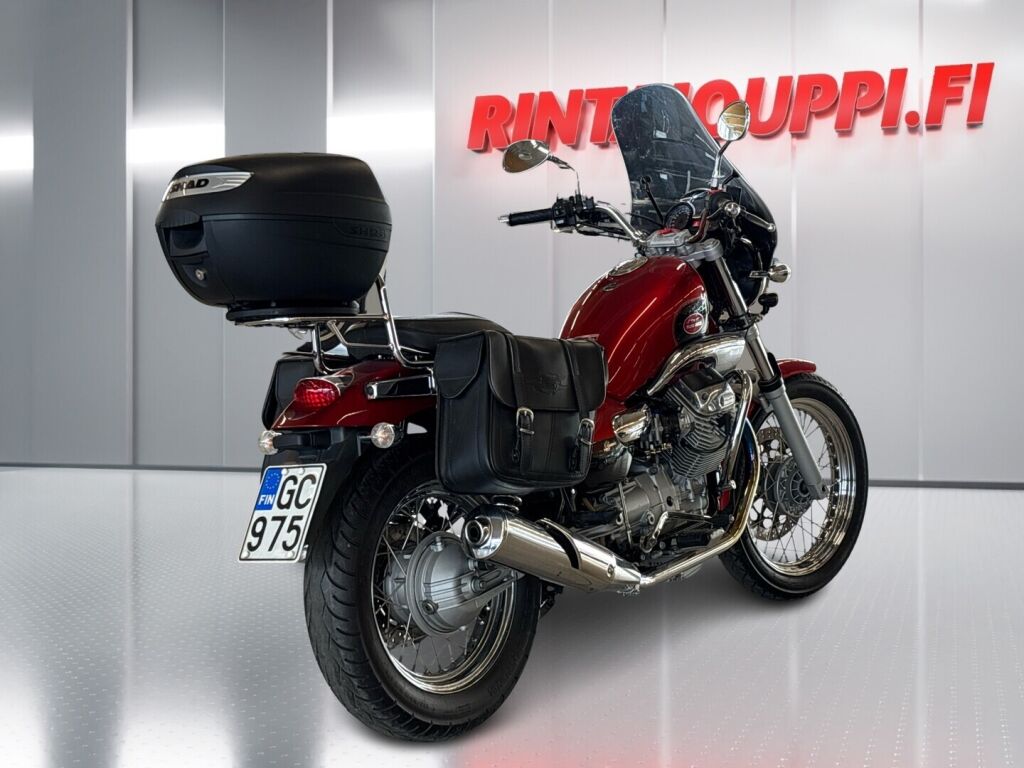 Moto guzzi 750 NEVADA CLASSIC 2005 Punainen