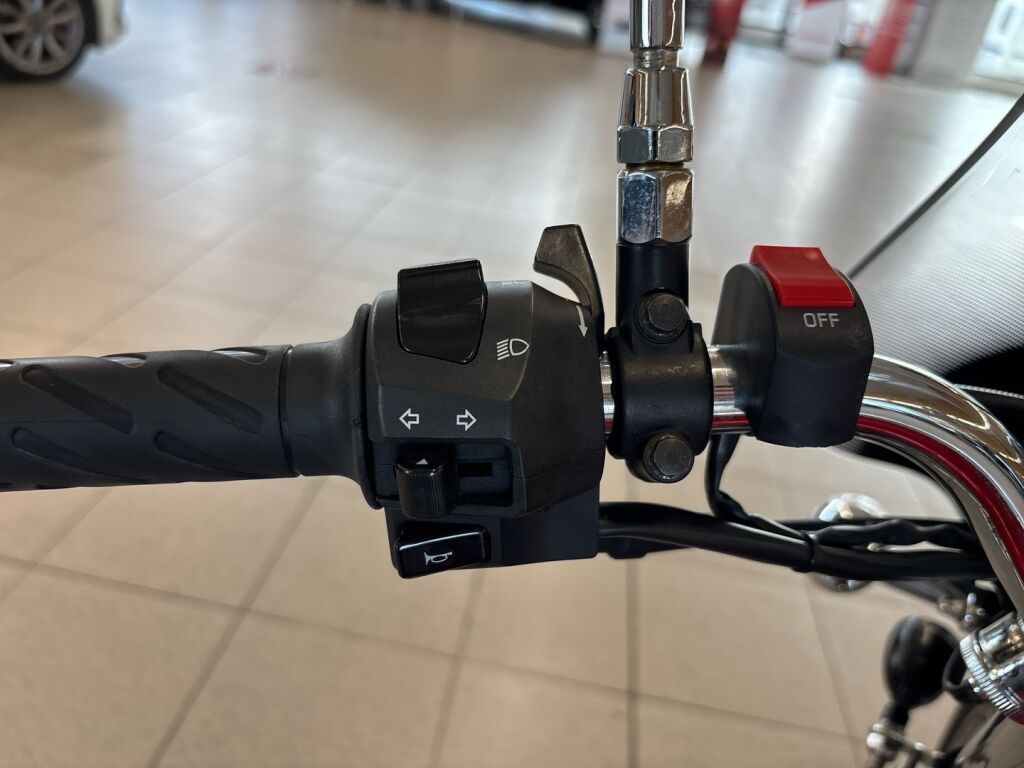 Moto guzzi 750 NEVADA CLASSIC 2005 Punainen