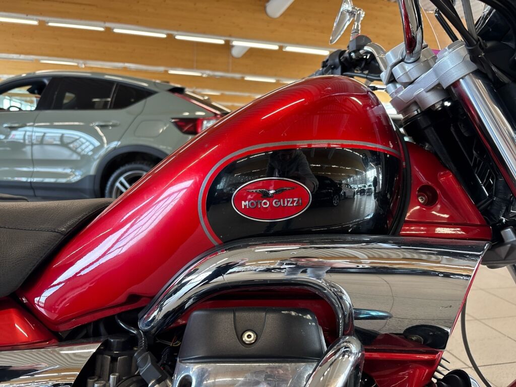 Moto guzzi 750 NEVADA CLASSIC 2005 Punainen