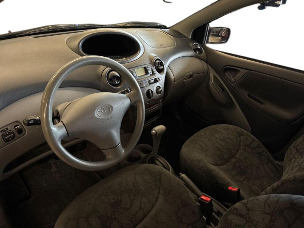 Toyota Yaris 1,3 VVT-i Linea Luna AT 5d 2001, kuva 7/20