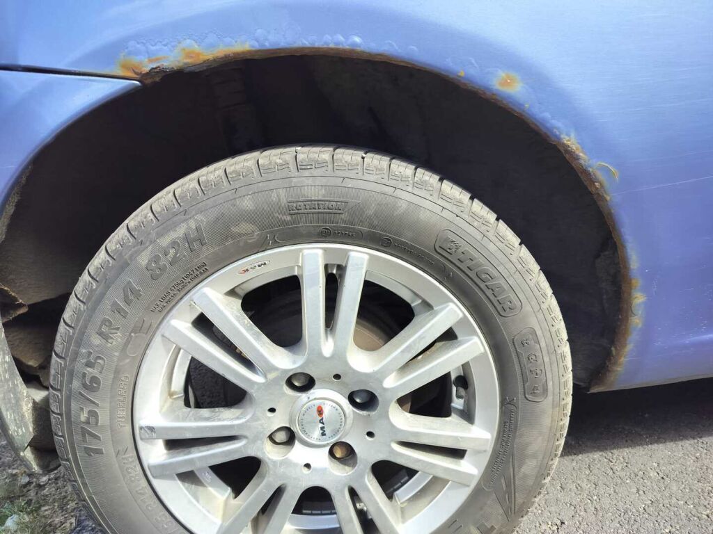 Nissan Micra 2004 Sininen