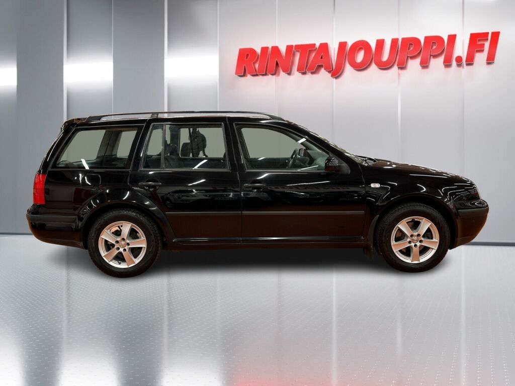 Volkswagen GOLF 2001 Musta