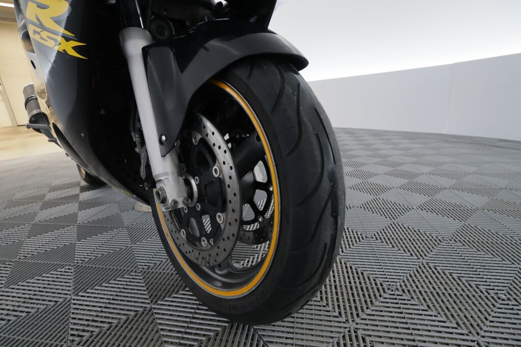 Suzuki GSX-R 1998 JK V 225