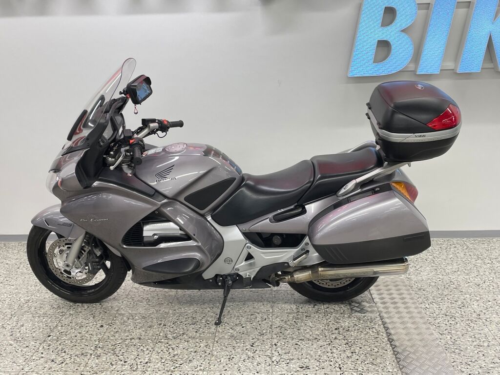 Honda ST 2002 JRJ%O 80