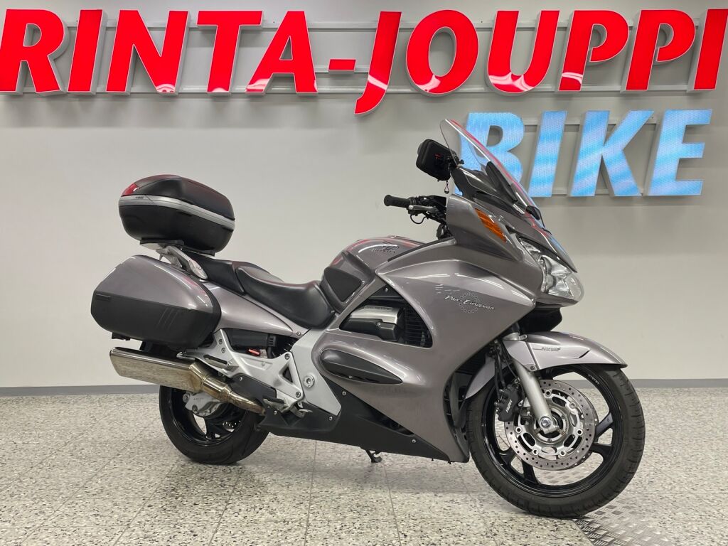 Honda ST 2002 JRJ%O 80