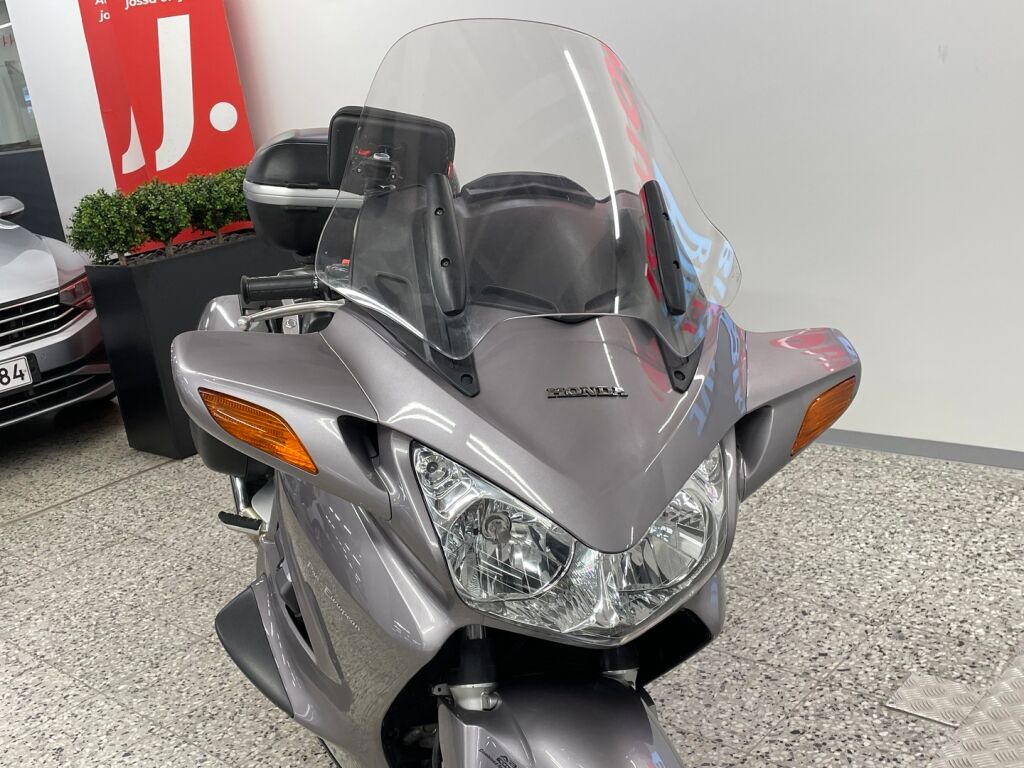 Honda ST 2002 JRJ%O 80