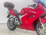Honda VFR 2006 Punainen