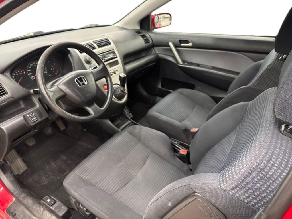 Honda Civic 2003 Punainen