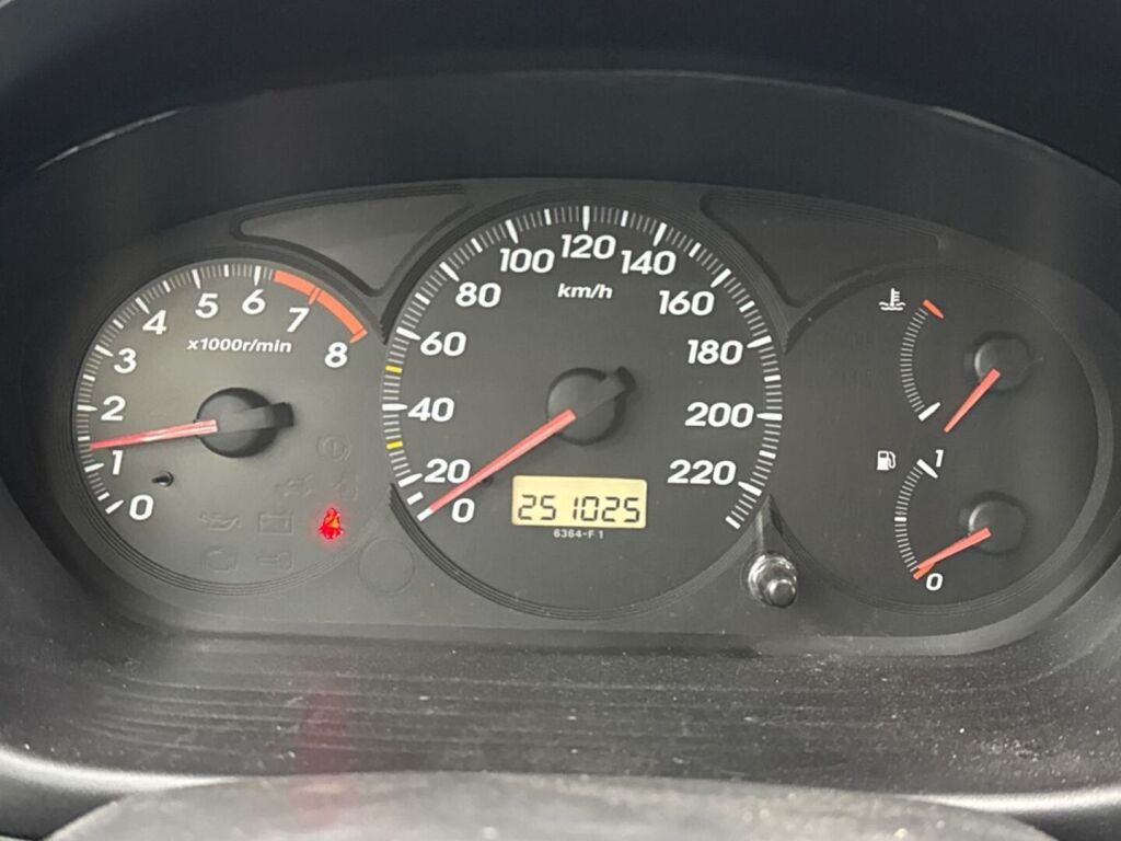 Honda Civic 2003 Punainen