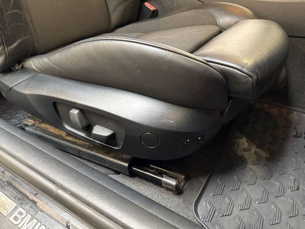 BMW 335 2006 Harmaa