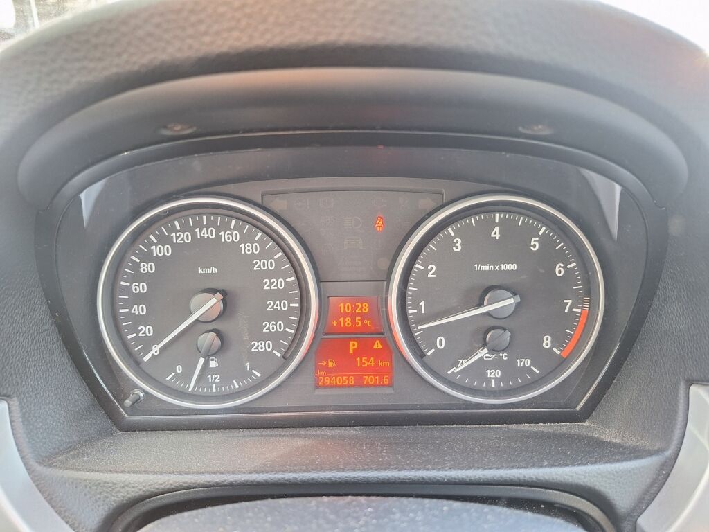 BMW 335 2006 Harmaa