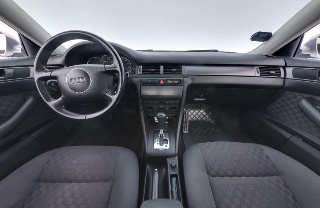 Audi A6 2003 Harmaa