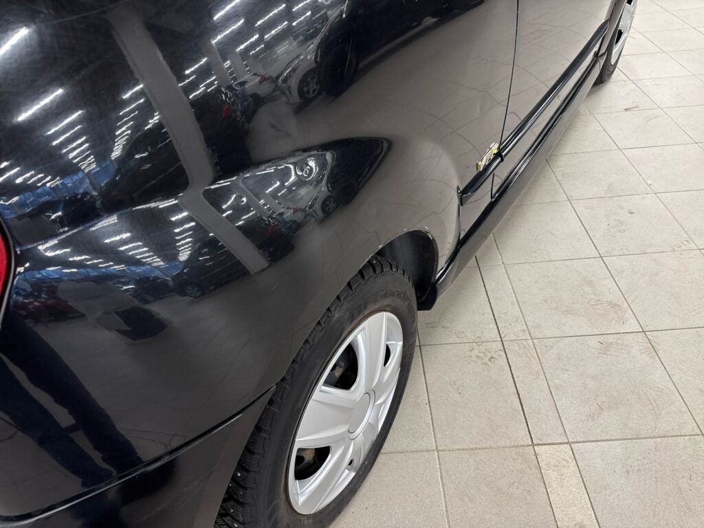 Citroen C2 2004 Musta