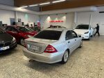 Mercedes-Benz C 2005 Harmaa