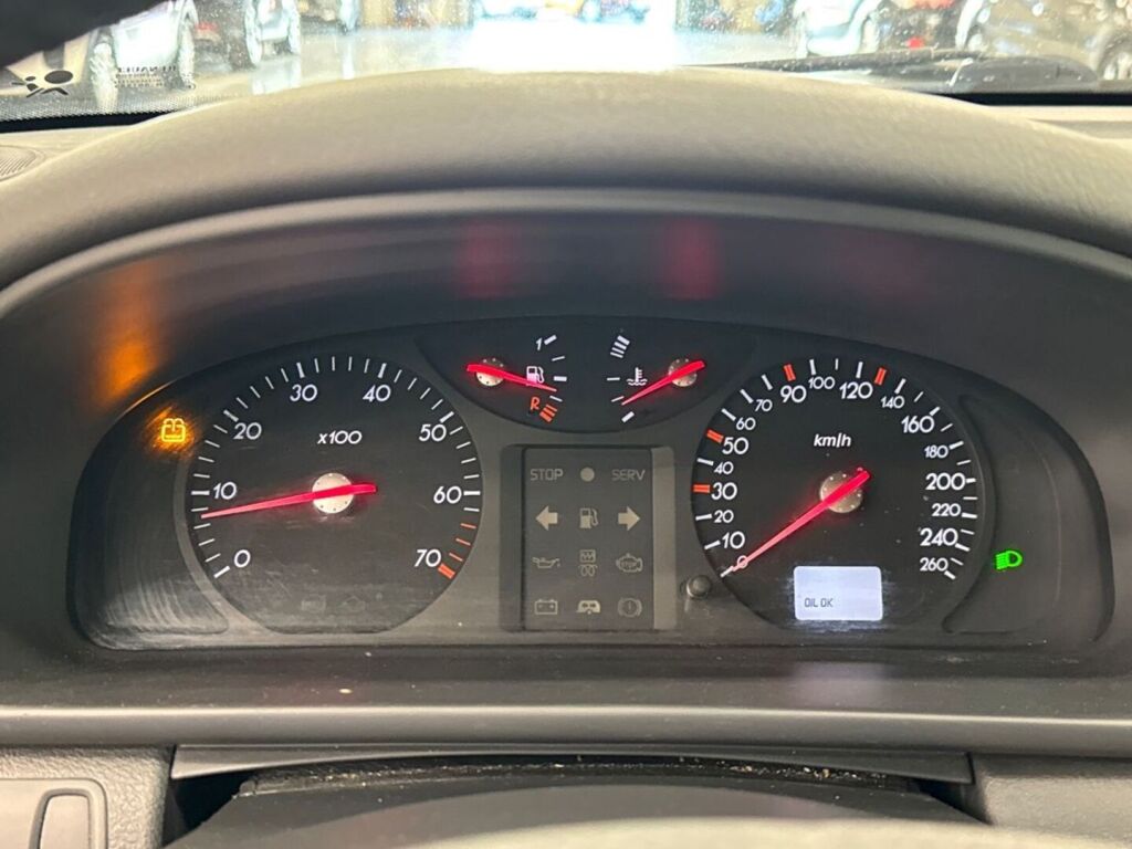 Renault Laguna 2004 Ruskea (beige)