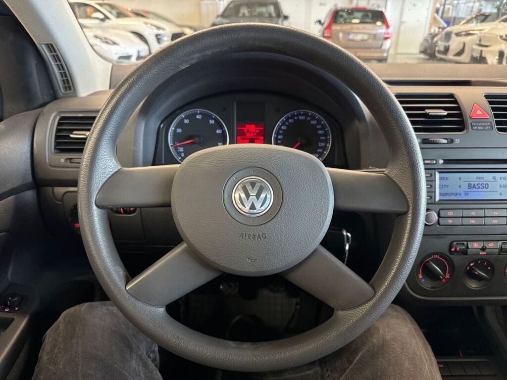 Volkswagen Golf 2005 Sininen