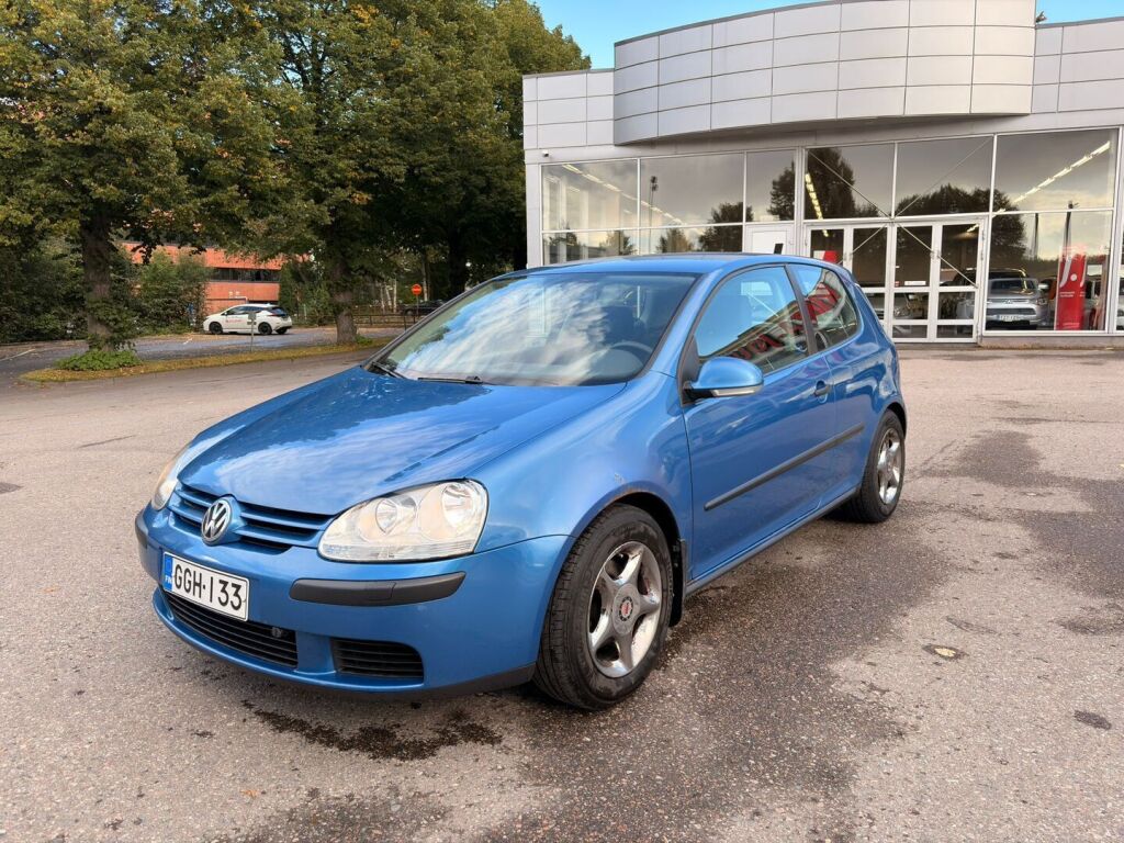 Volkswagen Golf 2005 Sininen