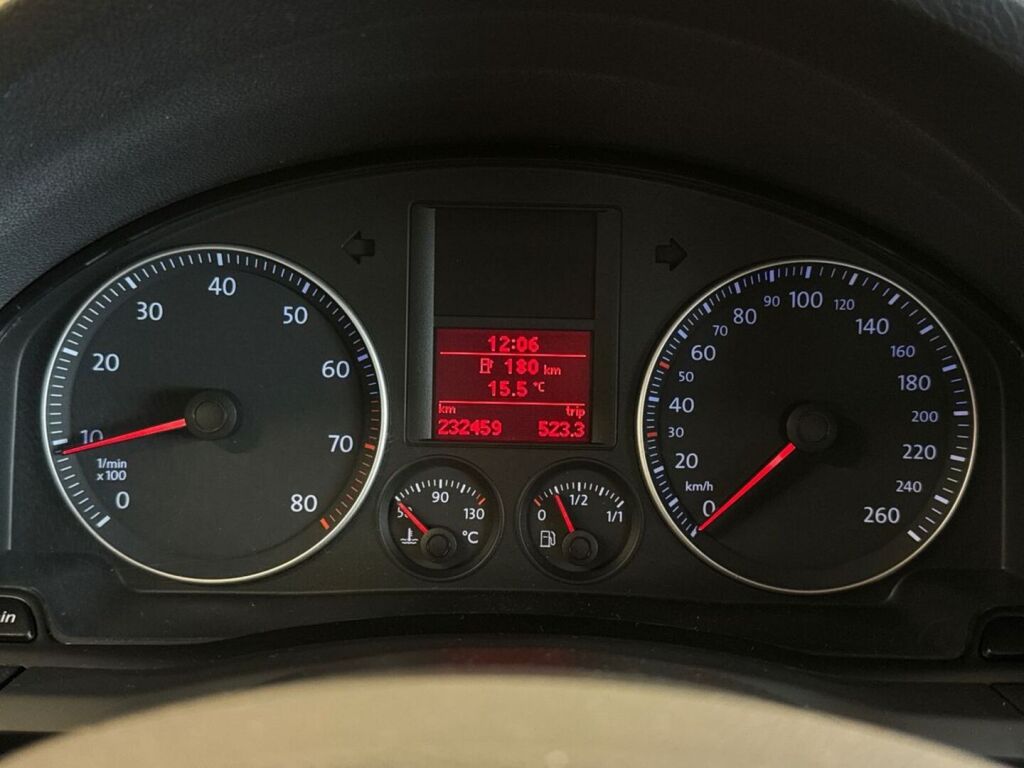 Volkswagen Golf 2005 Sininen