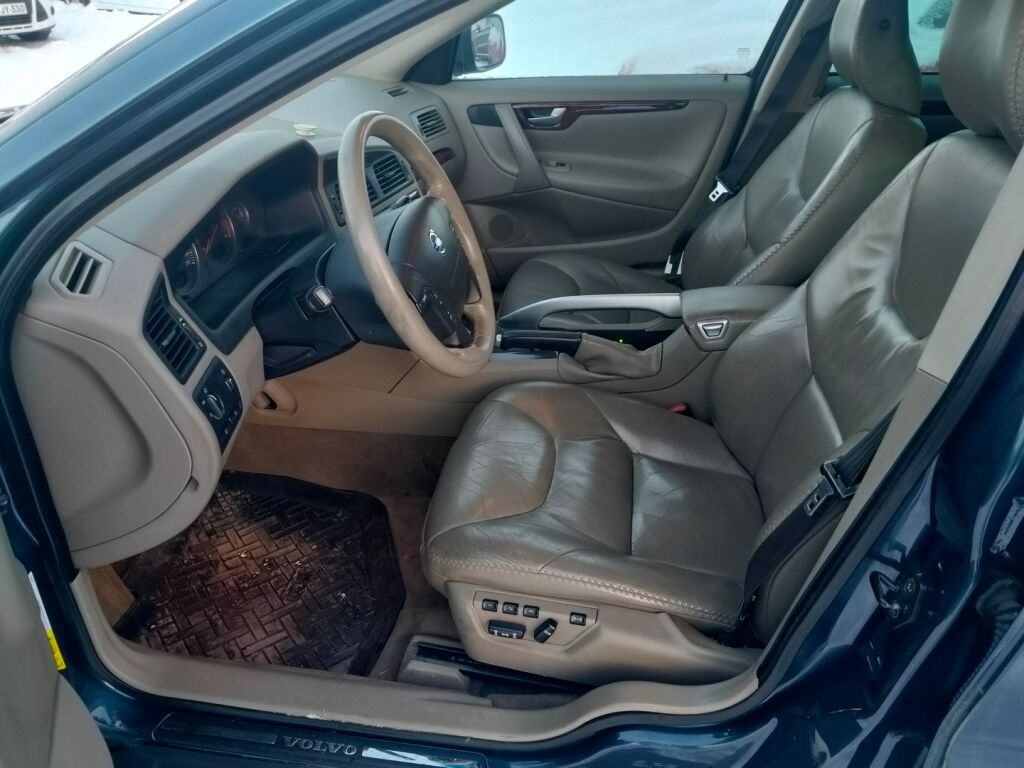 Volvo XC70 2005 Sininen