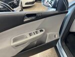 Volkswagen Passat 2005 Sininen