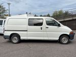 Toyota Hiace 2006 Valkoinen