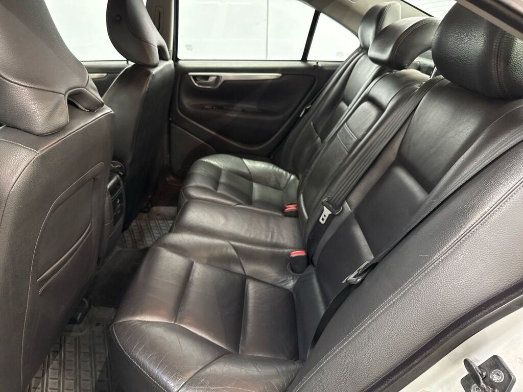 Volvo S60 2006 Harmaa