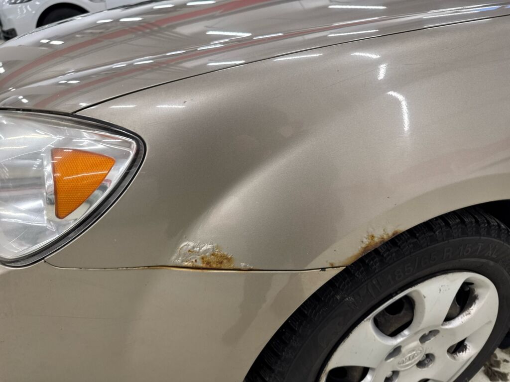 Kia Cerato 2006 Ruskea (beige)