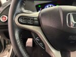 Honda Civic 2006 Ruskea (beige)