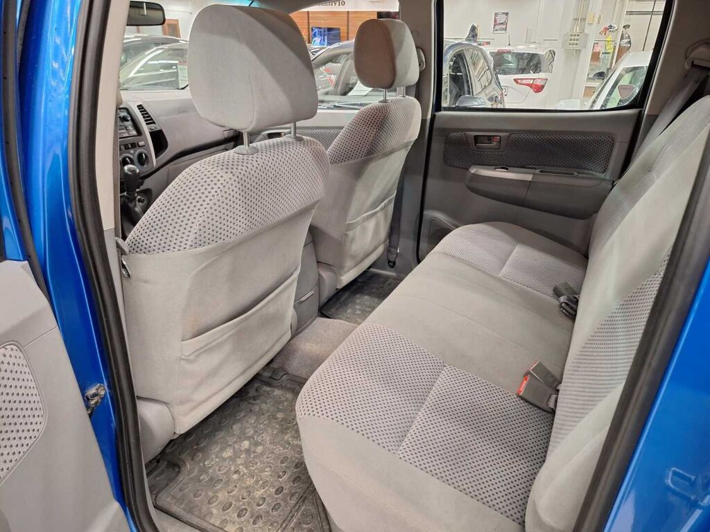 Toyota Hilux 2006 Sininen