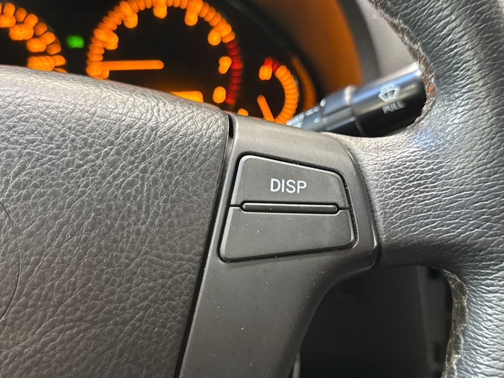 Toyota Avensis 2006 Hopea