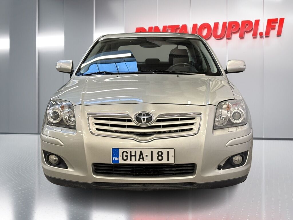 Toyota Avensis 2006 Hopea