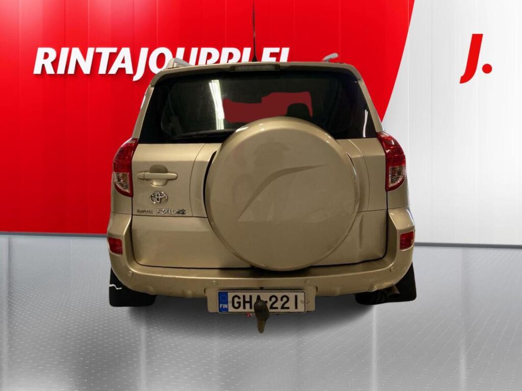 Toyota RAV4 2006 Ruskea (beige)