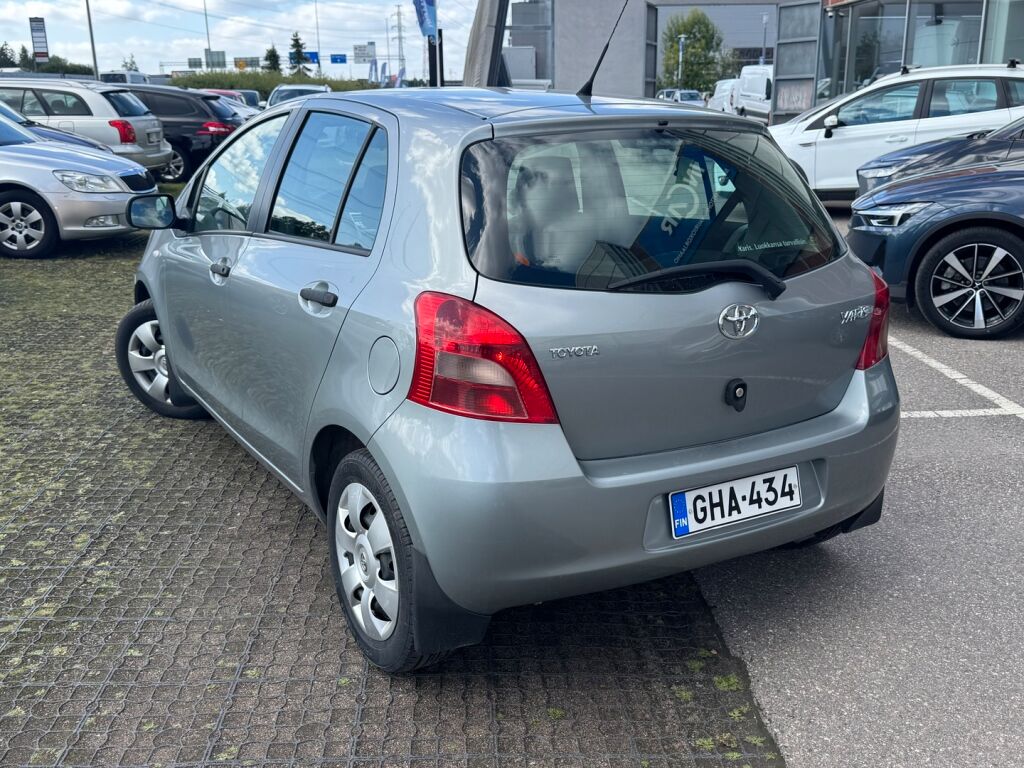 Toyota Yaris 2006 Hopea