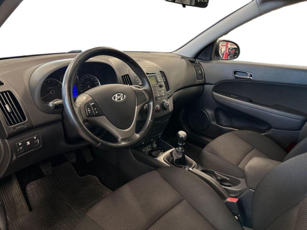 Hyundai i30 1,6 Comfort 5d 2009, bild 6/17