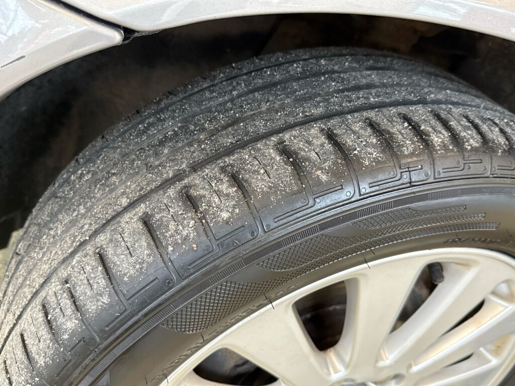 Volvo V50 2006 Harmaa